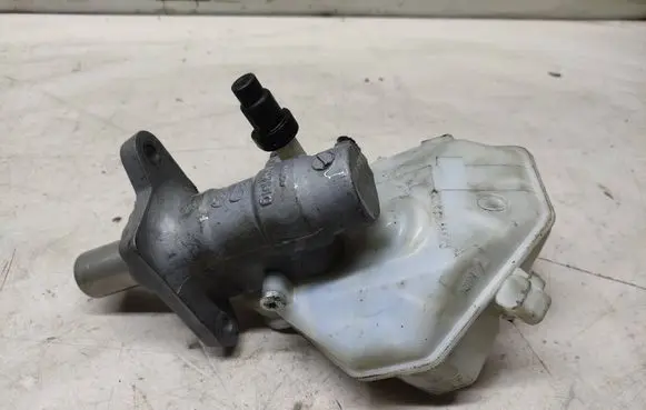 Volvo XC60 Master brake cylinder 03350885561