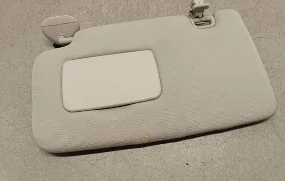 Sun visor