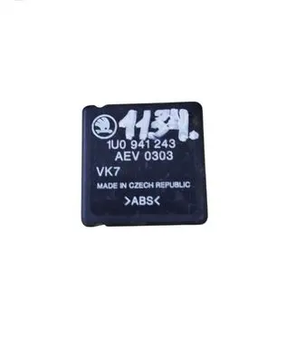 Skoda Octavia Mk1 (1U) Other relay 1U0941243