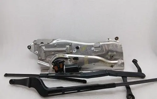 Aston Martin Vanquish V12 Front wiper linkage DG4317504CA