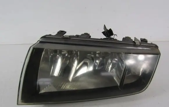 Skoda Fabia Mk1 (6Y) Headlight/headlamp 