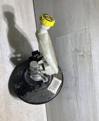 Opel Crossland X Brake booster 9813761080