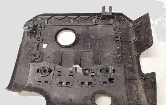 Volkswagen PASSAT B6 Engine cover (trim) 03G103925