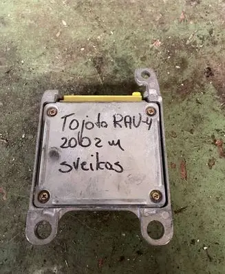 Toyota RAV 4 (XA20) Airbag control unit/module 8917042090