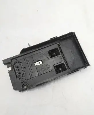 Ford Fusion II Battery tray DG9310723