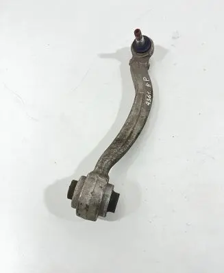 Mercedes-Benz C W204 Front lower control arm/wishbone A2043306711