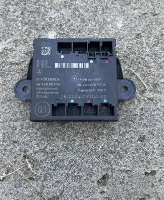 Mercedes-Benz C W204 Door control unit/module A2129003906 2129003906