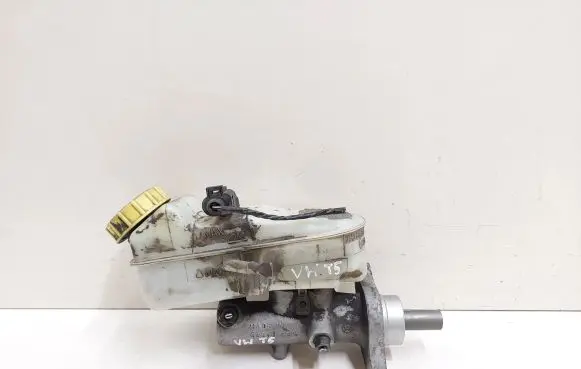 Volkswagen Transporter - Caravelle T5 Master brake cylinder 7H0611303B 7H0611303