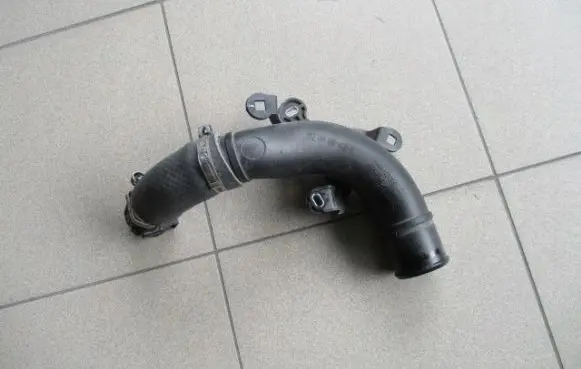 Nissan Qashqai Intercooler hose/pipe