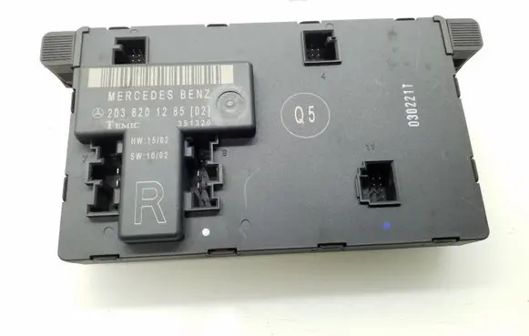 Mercedes-Benz C W203 Door control unit/module A2038201285