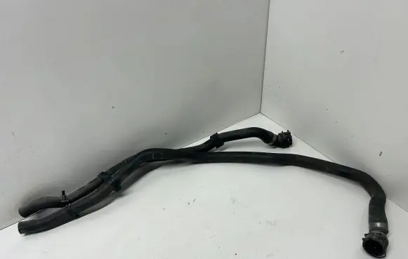 BMW 4 F36 Gran coupe Engine coolant pipe/hose 9243891