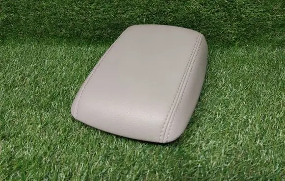 Ford Focus Armrest F1EBA045C74