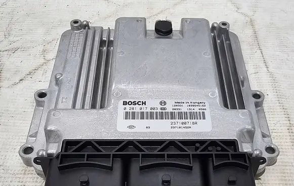 Renault Trafic II (X83) Engine control unit/module 237100718R 0281017003 237101452R
