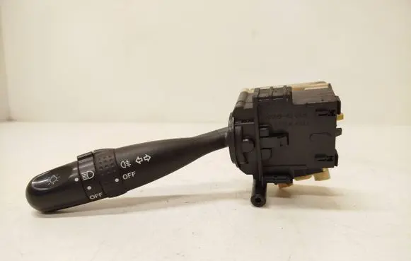 Toyota Yaris Indicator stalk 1736482