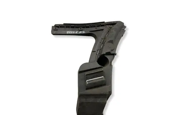 Volvo XC90 Rear bumper mounting bracket 08620567