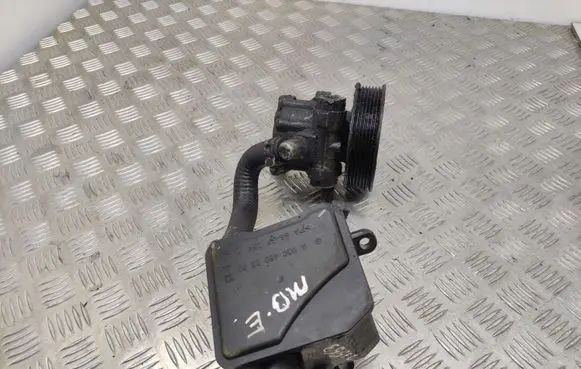Mercedes-Benz E W211 Power steering pump