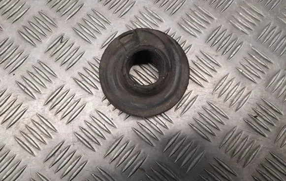 Audi A7 S7 4G Rear coil spring rubber mount 8K0512297E