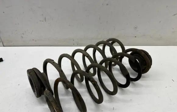 Volkswagen Polo V 6R Rear coil spring