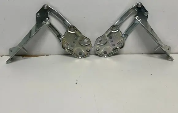 Volvo XC40 Engine bonnet/hood hinges 32297490 32297489