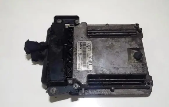 Audi A8 S8 D3 4E Engine control unit/module 4e907409b
