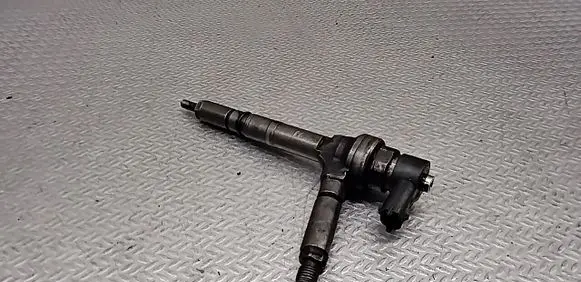Opel Astra H Fuel injector 0445110118