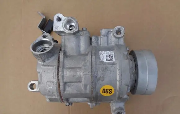 Audi A8 S8 D4 4H Air conditioning (A/C) compressor (pump) 4G0816803G
