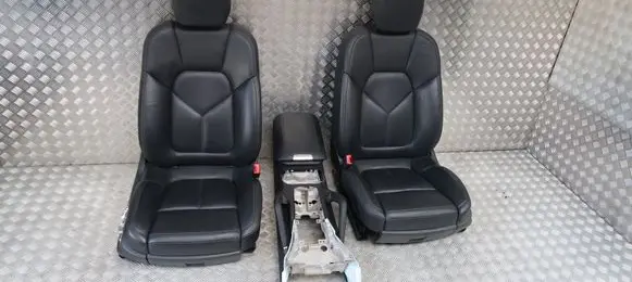 Porsche Cayenne (92A) Front driver seat 