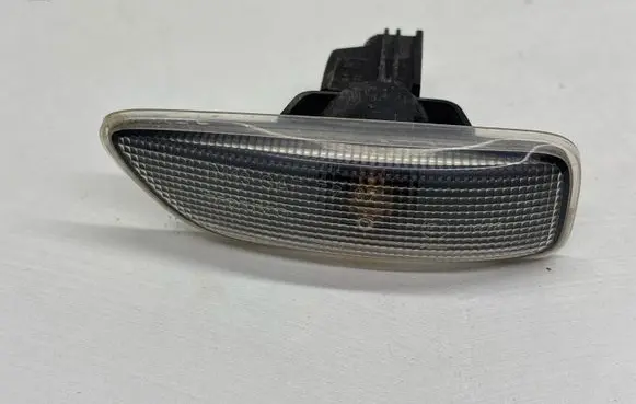 Volvo S60 Front fender indicator light 30722641