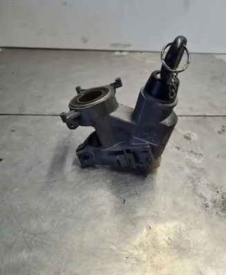 Volkswagen Golf III Ignition lock 357905851