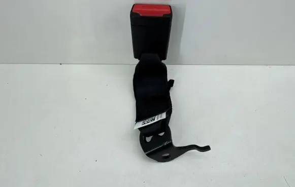 BMW 5 G30 G31 G38 Rear seatbelt buckle 7494175