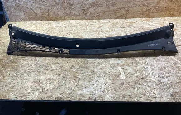 Renault Master III Wiper trim 668110010R