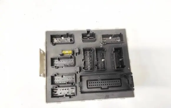 Ford Focus Fuse box set 518783303 2M5T14A073BD