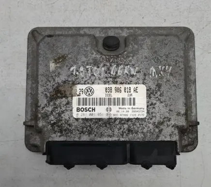 Volkswagen Golf IV Engine control unit/module 038906018AE 28SA3734 0281001851