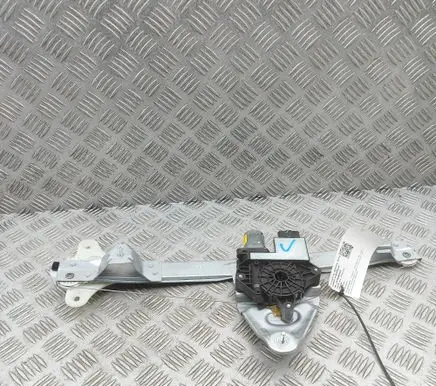 Renault Arkana Front door window regulator with motor 807307896R
