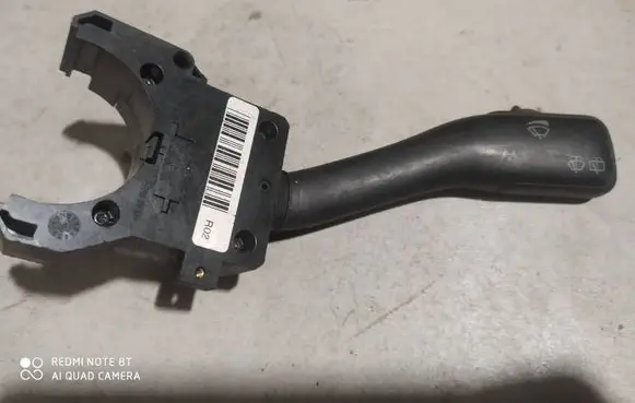 Volkswagen PASSAT B5.5 Wiper control stalk 4B0953503F