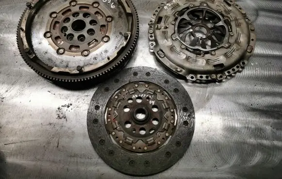 Audi A3 S3 A3 Sportback 8P Clutch set kit 06J105266K 06J141031E
