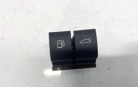 Volkswagen PASSAT B6 Fuel tank opening switch 3c0959903b
