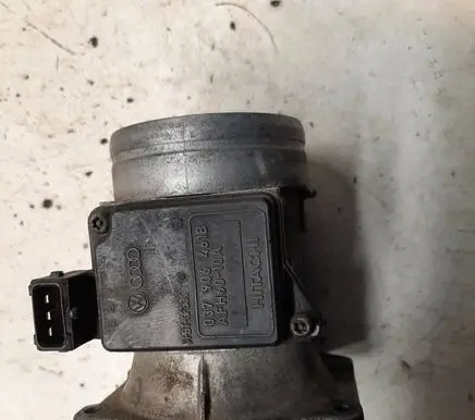 Seat Toledo II (1M) Mass air flow meter 037906461B AFH6010A