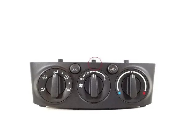 Toyota Avensis T250 Air conditioner control unit module 55900-05121