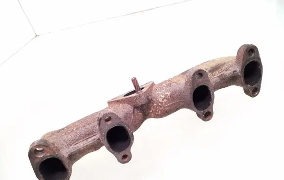 Volkswagen Golf III Exhaust manifold 028253033Q