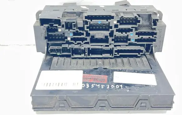 Mercedes-Benz C W203 Fuse module A2035453001