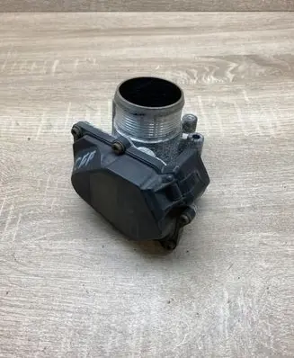 Volkswagen PASSAT CC Throttle valve 03L128063R CFF