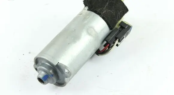 Mercedes-Benz S W221 Seat adjustment motor 0130002644