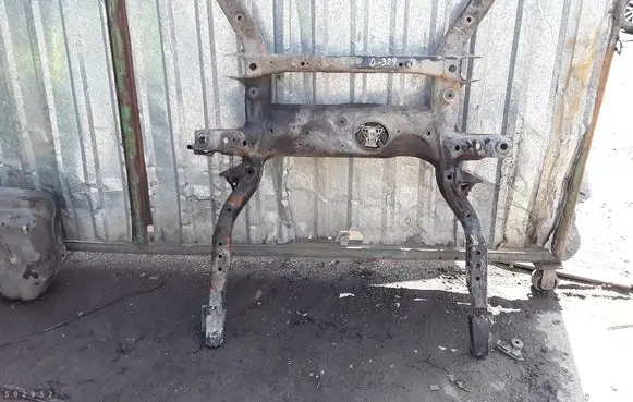 Volkswagen Crafter Front subframe