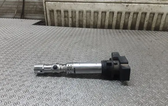 Volkswagen Fox High voltage ignition coil 03D905715A
