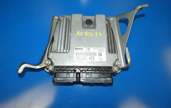 Toyota Auris E180 Engine control unit/module 896610ZN31 0281032001