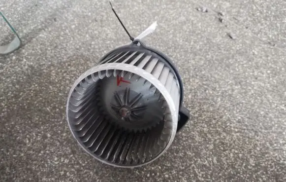 Smart ForTwo I Heater fan/blower 0130101113