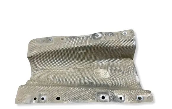 Volvo XC40 Exhaust heat shield 31694866 8888789646