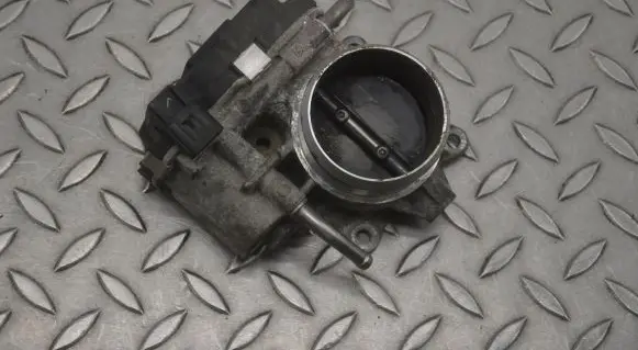 Alfa Romeo Giulia Throttle valve 04893625AB
