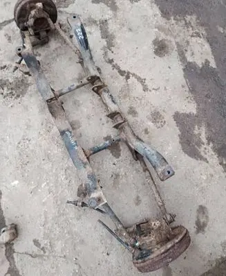 Land Rover Freelander Rear axle beam 